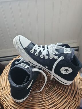 Panda Converse